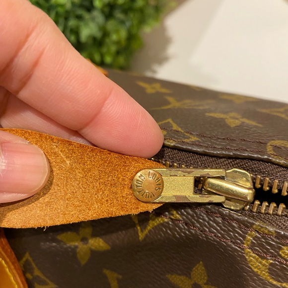Authentic LV Speedy 35 - Picture 10 of 15